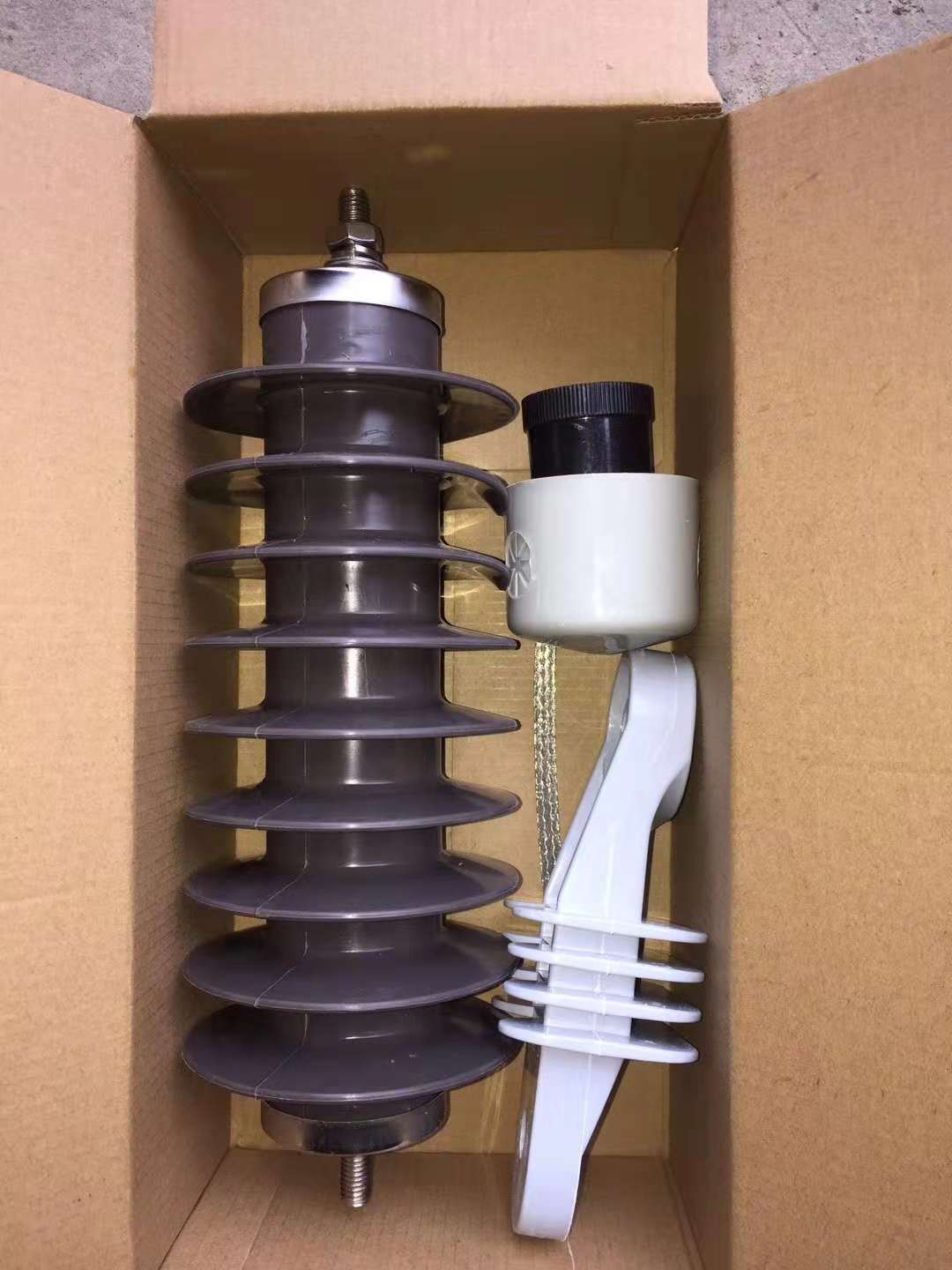 YH10W-24 24KV LIGHTNING ARRESTER